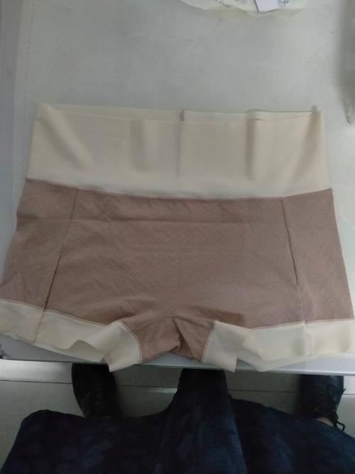 平角短裤裙卖4500,平角短裤是什么