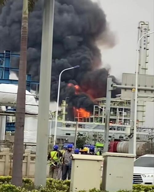 福建一楼房发生爆炸,福建一楼房发生爆炸 有人员被困